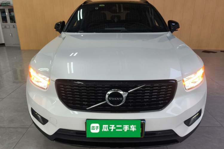 Used Volvo XC40 2020 T4 Four-Wheel Drive Smart & Sporty Edition Front