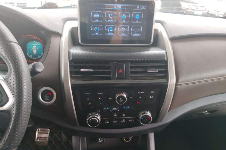 Used Bisu T5 2017 1.5T Manual Comfort Model Audio And AC Panel