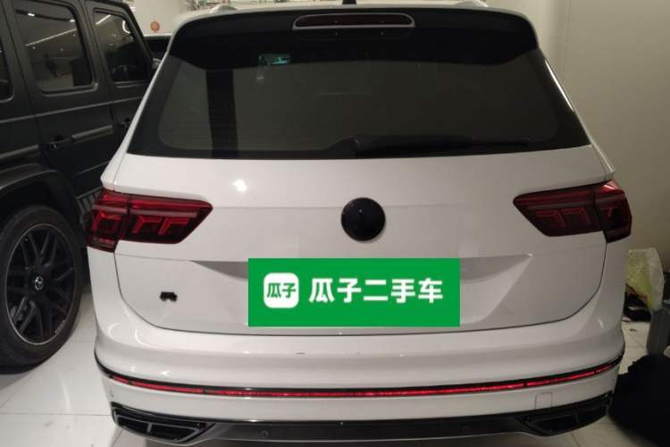 Used Volkswagen Tiguan L 2023 Restyled 330TSI Automatic Two-Wheel Drive R-Line Enhanced Comfort Version