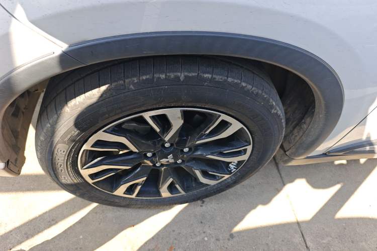 Used Mitsubishi Outlander 2020 2.4L 4x4 Zhi Xiang Edition 5 Seats Exterior 1