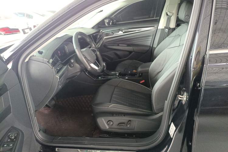 Used Volkswagen Passat 2022 330TSI Luxury Edition
