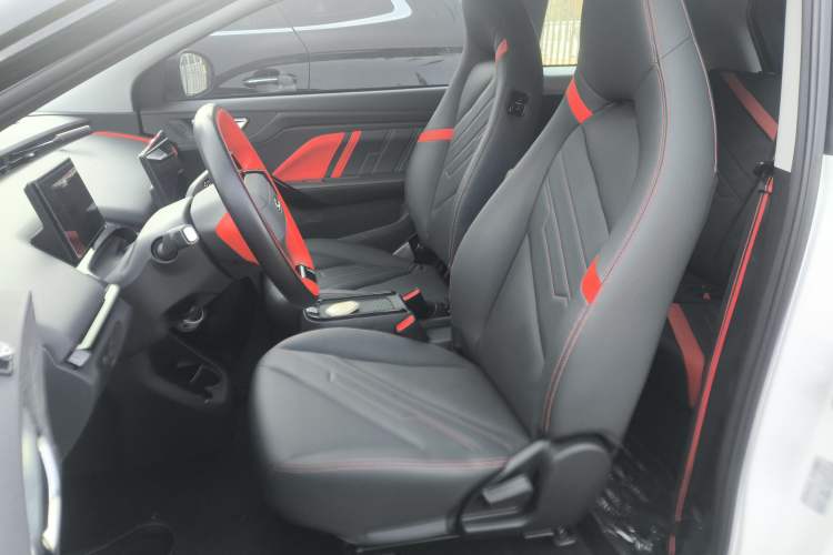 Used Chery New Energy Boundless Pro 2022 301km "Divine Beast" Version with Lithium Iron Phosphate