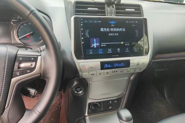 Used Toyota Prado 2018 3.5L Automatic TX-L with Rear-Mounted Spare Tire Audio And AC Panel