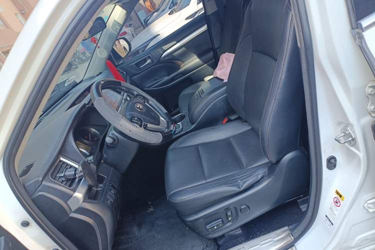 Used Toyota Highlander 2015 2.0T Four-Wheel Drive Luxury Edition 7-Seater Left Front Seat