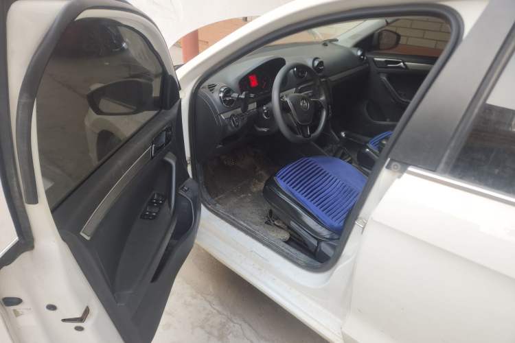 Used Volkswagen Jetta 2017 1.4L Manual Comfort Model Driver Seat