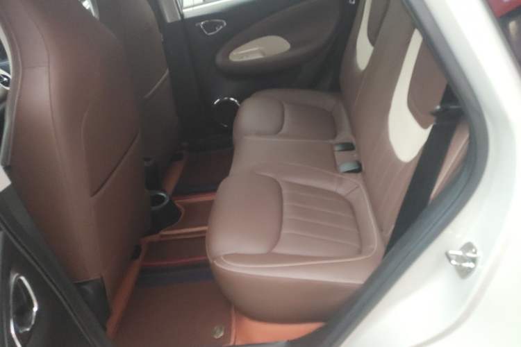 Used Wuling Bingo 2024 333 km Enjoyment Version Left Rear Seat