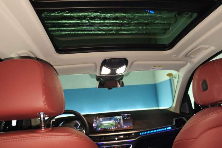 Used BMW X5 2023 xDrive 30Li Luxury M Sport Night Edition Package Headliner