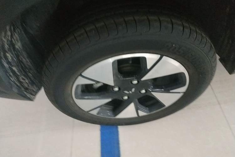 Used Wuling Alvez 2022 1.5L CVT Comfort Edition