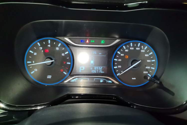 Used GAC Trumpchi GS4 2018 235T Automatic Two-Wheel Drive Elite Edition Instrument Cluster