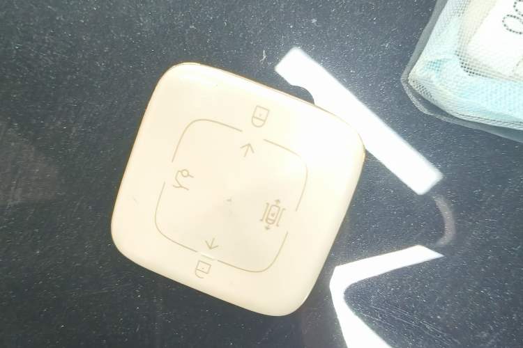 Used Zeekr 009 2024 7-Seater Walk-Through Version Four-Wheel Drive 108 kWh
