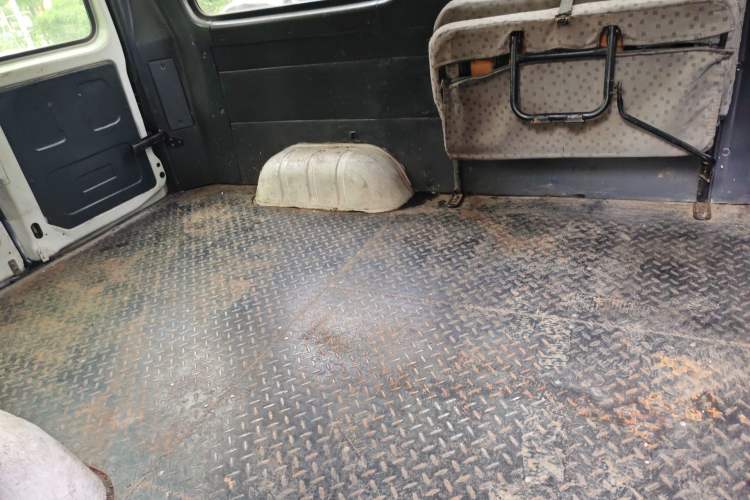 Used Iveco Power Daily  Left Rear Seat