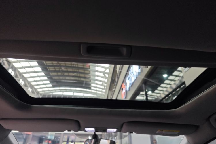 Used Honda Jade 2017 1.8L automatic Comfort version 5 seats
