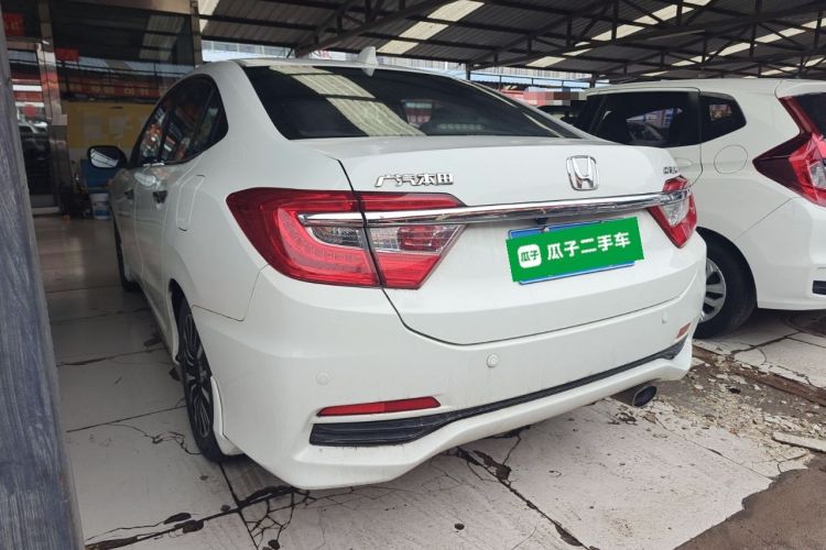 Used Honda Crider 2015 1.8L automatic luxury edition
