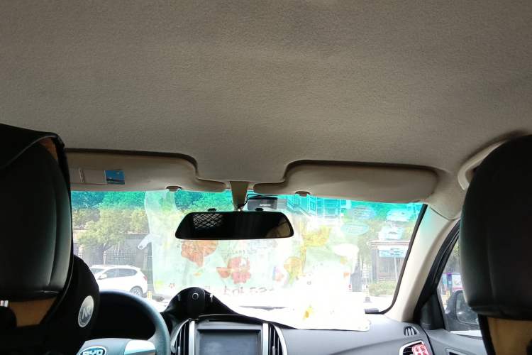 Used BYD F3 2015 Energy-Saving Edition 1.5L Manual Luxury Model Headliner