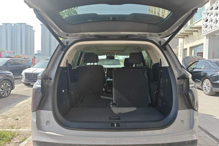 Used Hongqi HS7 PHEV 2024 2.0T PHEV Four-Wheel-Drive Flagship Edition 6 Seats
