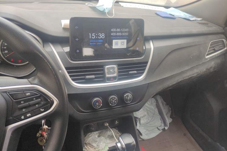 Used Baojun 730 2019 1.5T CVT Fashion Model 7 Seats China V Emission Standard