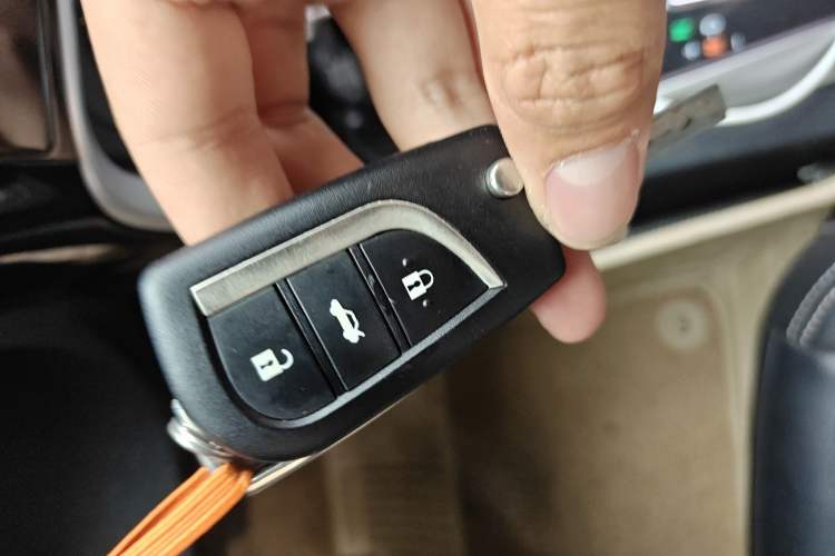 Used Toyota Corolla 2017 Revised Version 1.2T S-CVT GL