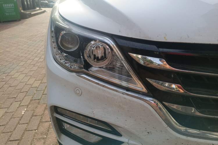 Used Baojun 560 2017 Rhythmic Edition 1.8L iAMT Prestige Model