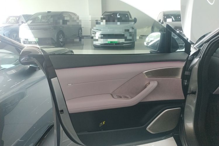 Used ONVO L60 2024 60 kWh Rear-Drive Version
