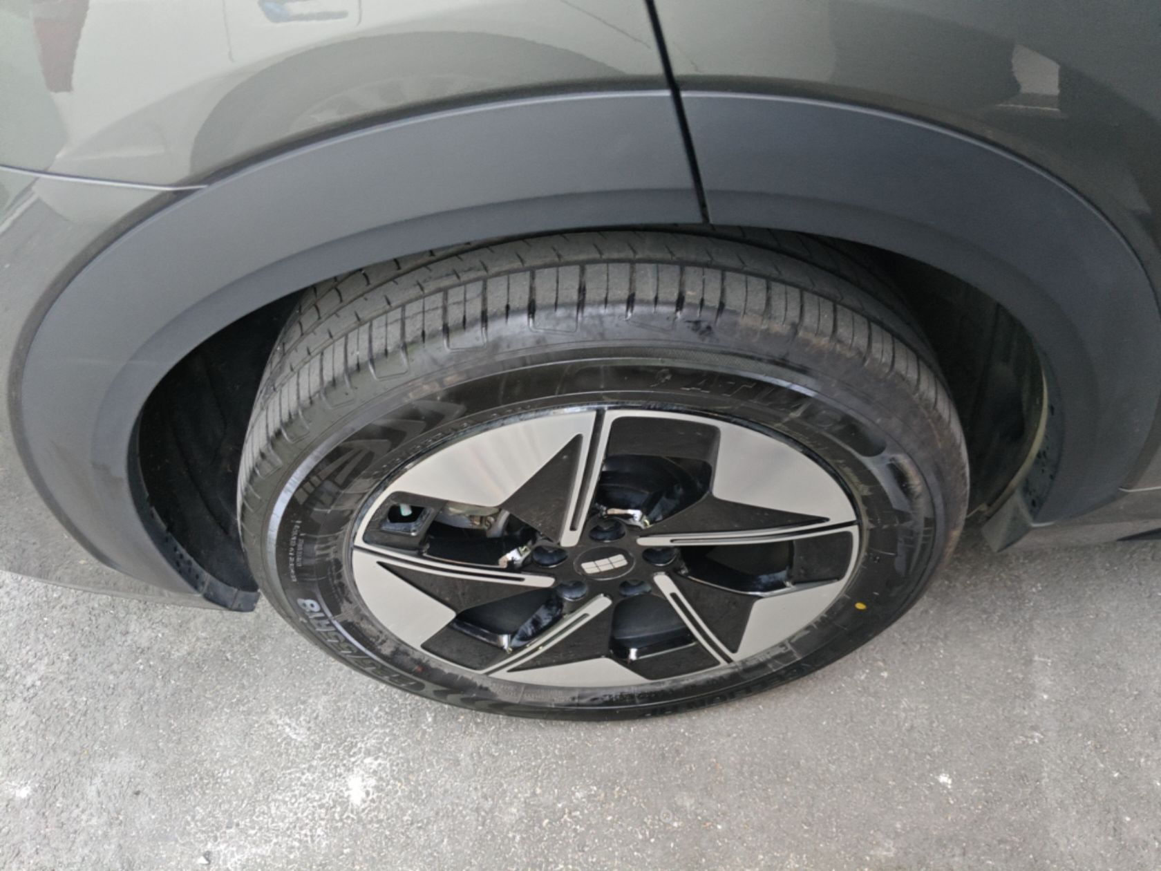 Geely Galaxy E5 2026 Model 610km Exploration+ Edition — снимка 11