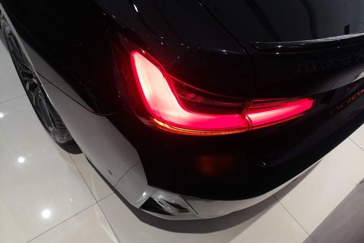 Used BMW 3 Series 2023 325Li M Sport Night Edition Package Rear Left 45 Deg