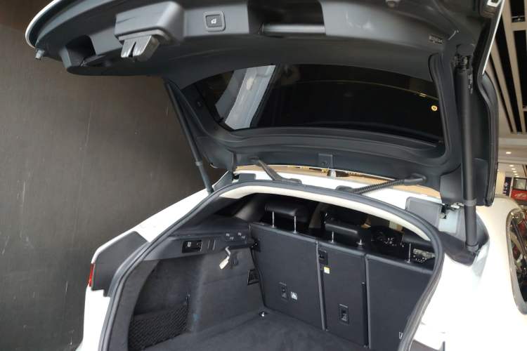 Used Jaguar F-PACE 2020 2.0T Urban Deluxe Edition