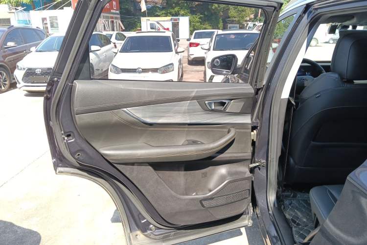 Used Chery Tiggo 8 PLUS 2022 Kunpeng Edition 390TGDI DCT Passion Version