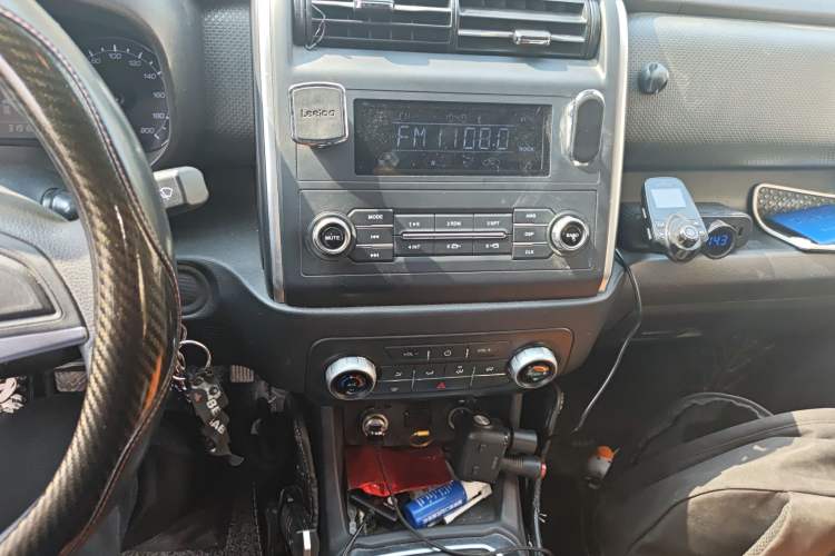 Used CHANGAN OSHAN X70A 2018 1.5L Manual Standard Edition
