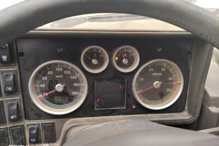 Used Iveco Daily 2012 2.5T-A35 Logistics Version 1 Mid-Roof
