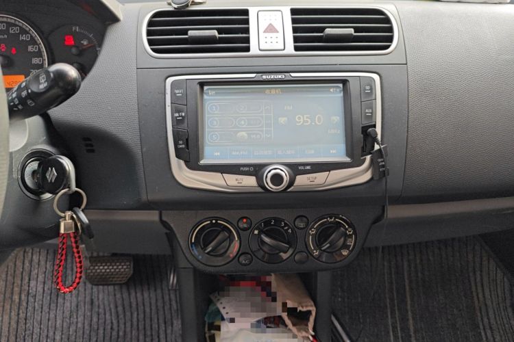 Used Suzuki Swift 2011 1.5L Automatic Sport Edition Audio And AC Panel