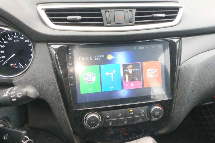 Used Nissan X-Trail 2017 2.0L Manual Classic Edition 2WD
