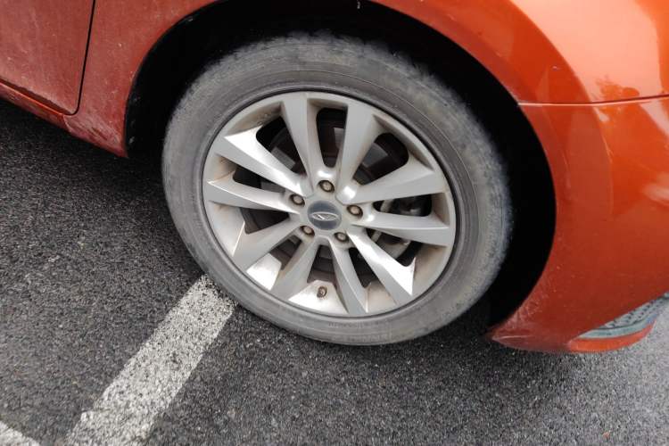 Used Chery New Energy Arrizo 5e 2017 Smart Edition Right Front Wheel Hub