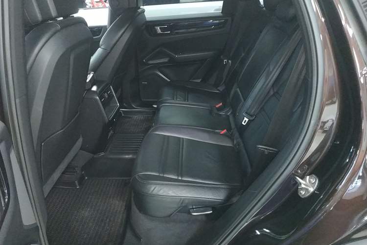 Used Porsche Cayenne 2019 Cayenne 3.0T Left Rear Seat