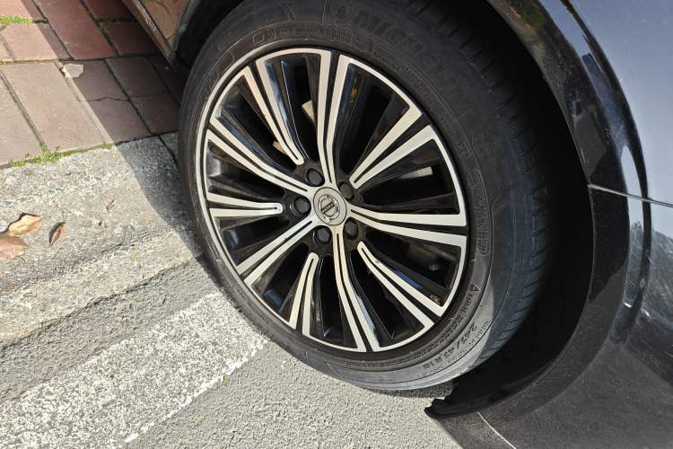 Used Volvo S90 New Energy 2021 T8 eDrive Hybrid Zhiyi Luxury Edition
