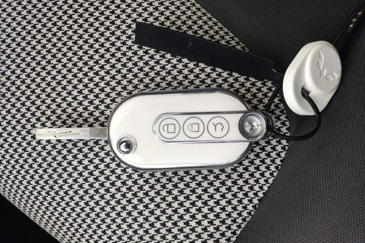 Used Wuling Hongguang MINIEV 2024 3rd Generation 215km Advanced Version
