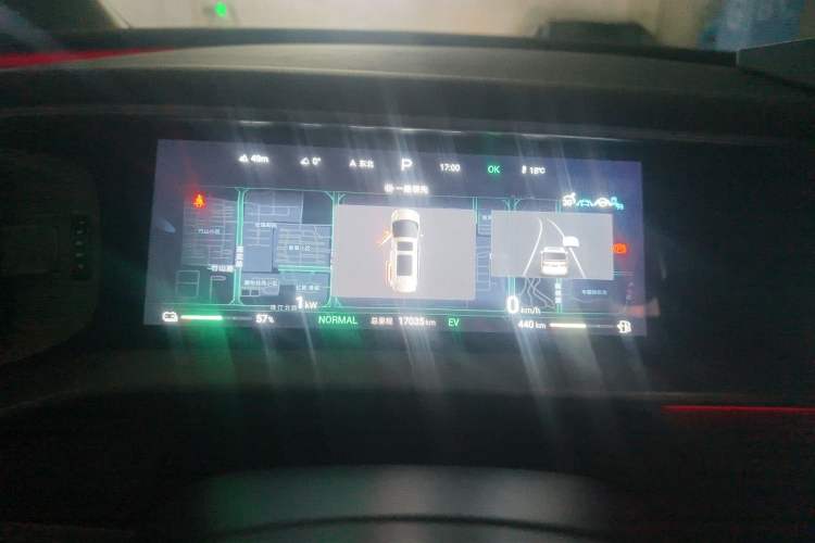 Used Denza D9 2024 DM-i 980 Four-Wheel Drive Prestige Model
