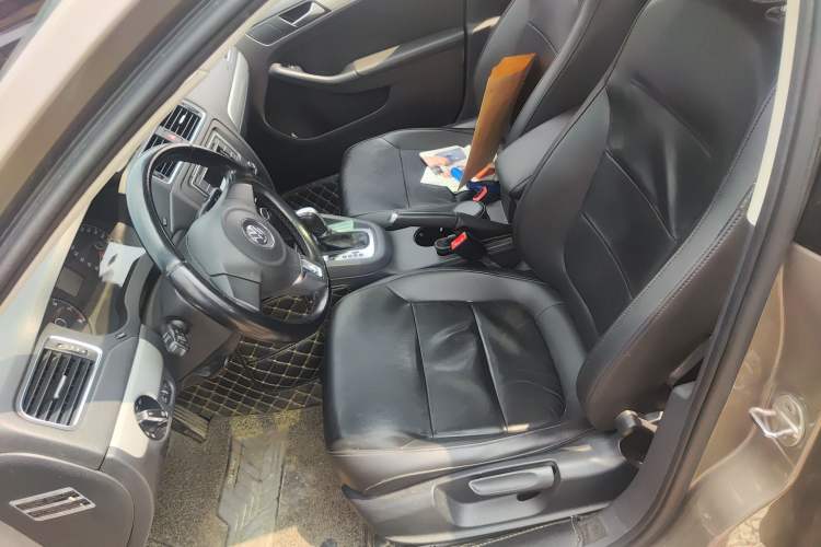 Used Volkswagen Sagitar 2014 Revised Version 1.6L Automatic Leading Edition Left Front Seat