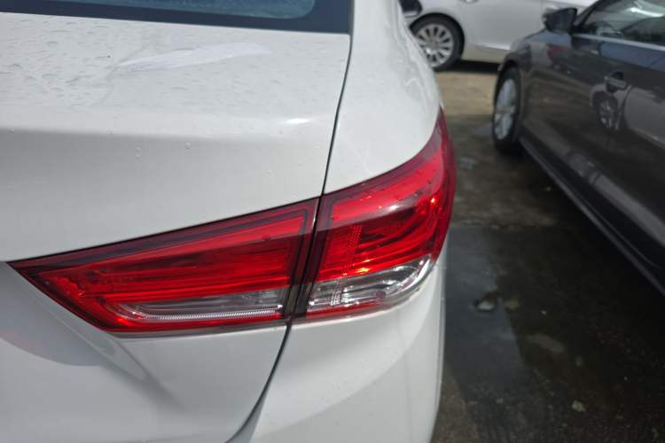 Used CHANGAN Alsvin 2019 1.5L DCT Comfort Model China VI Standard
