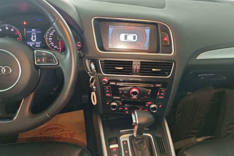 Used Audi Q5 2015 40 TFSI Technology Edition
