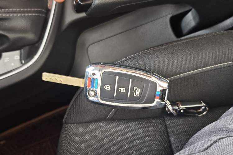 Used Hyundai Celesta 2018 1.6L Automatic GL Enjoyment Version China V Standard