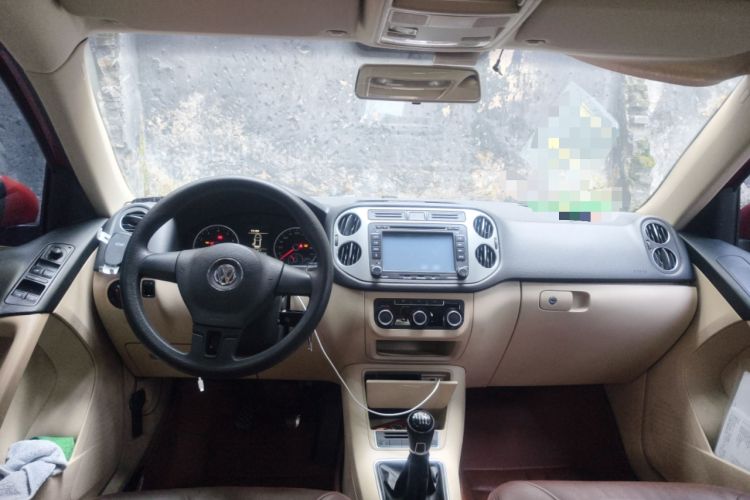 Used Volkswagen Tiguan L 2013 1.8TSI Manual Two-Wheel Drive Trend Edition