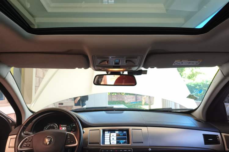 Used Jaguar XF 2015 XF 2.0T Prestige Edition Headliner