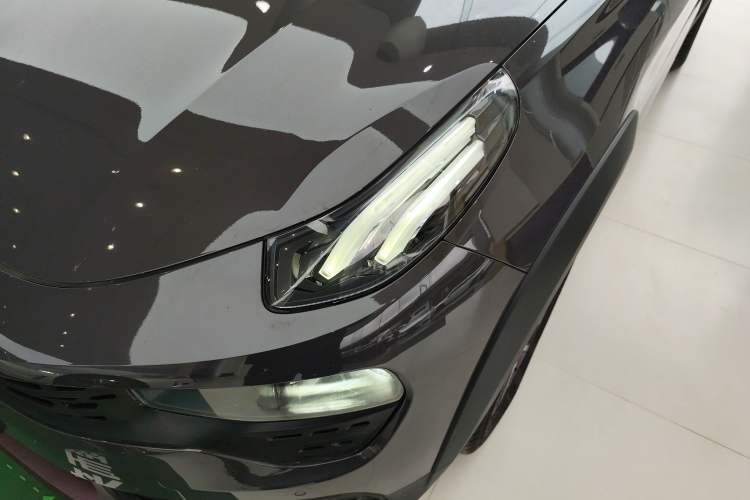 Used Lynk & Co 02 2020 1.5T DCT Two-Wheel Drive Zhaopu Version Left Front Headlight