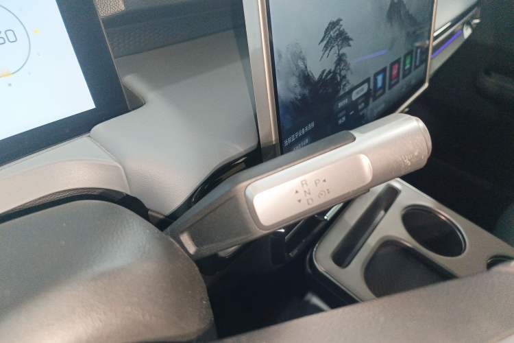 Used AION Y 2023 Plus 610 Smart Edition Ternary Lithium
