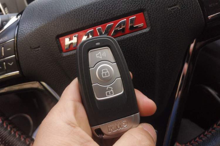 Used Haval H6 2015 Sport Edition 1.5T Automatic Two-Wheel Drive Luxury Model
