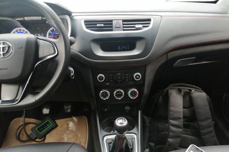 Used Brilliance V3 2016 1.5L Manual Comfort Model
