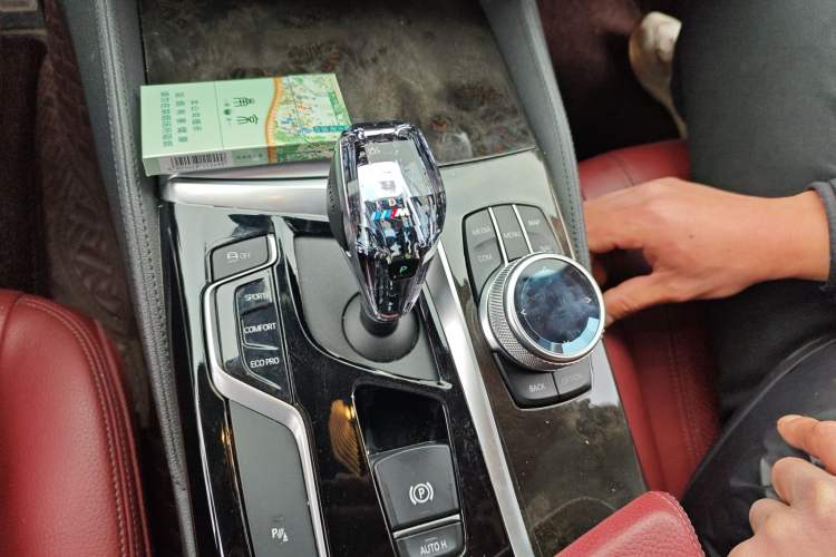 Used BMW 5 Series 2019 530Li Leading Model M Sport Package
