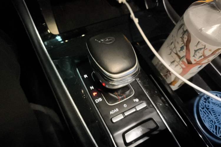 Used GAC Trumpchi GS4 PLUS 2021 390T Automatic Starry Edition Gear Lever