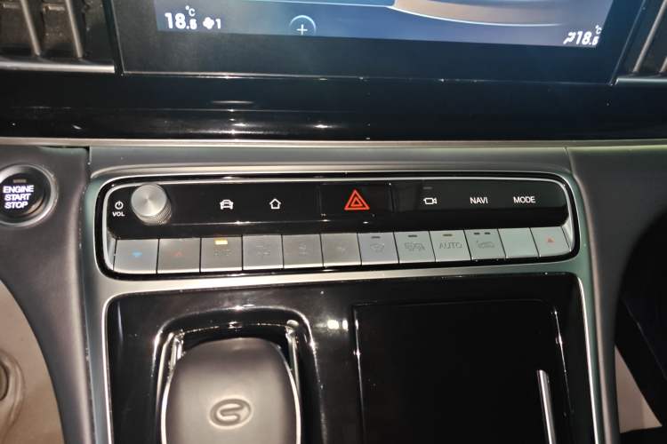 Used GAC Trumpchi M8 2021 Master Series 390T Ultimate Edition
