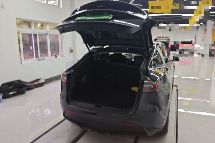 Used Tesla Model Y 2024 Rear-Wheel-Drive Version Trunk